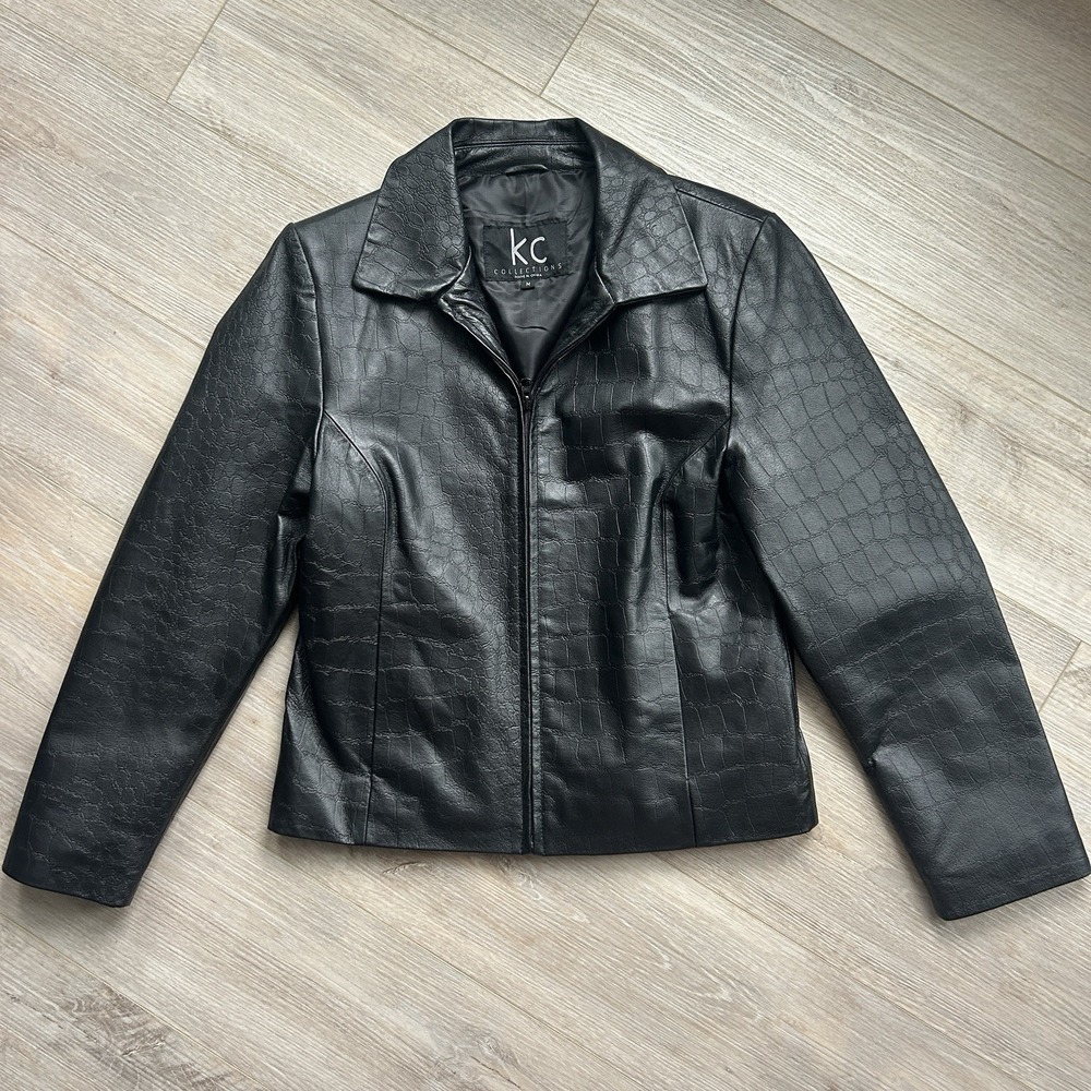 KC Collections  Women's Leather Jacket‎ Crocodile Print Size Medium Black